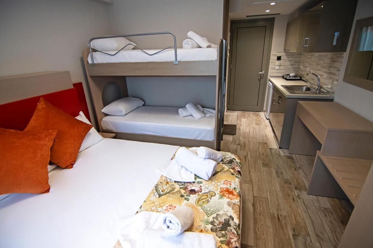 Ippokampos Holidays Appartement Vrasná Buitenkant foto