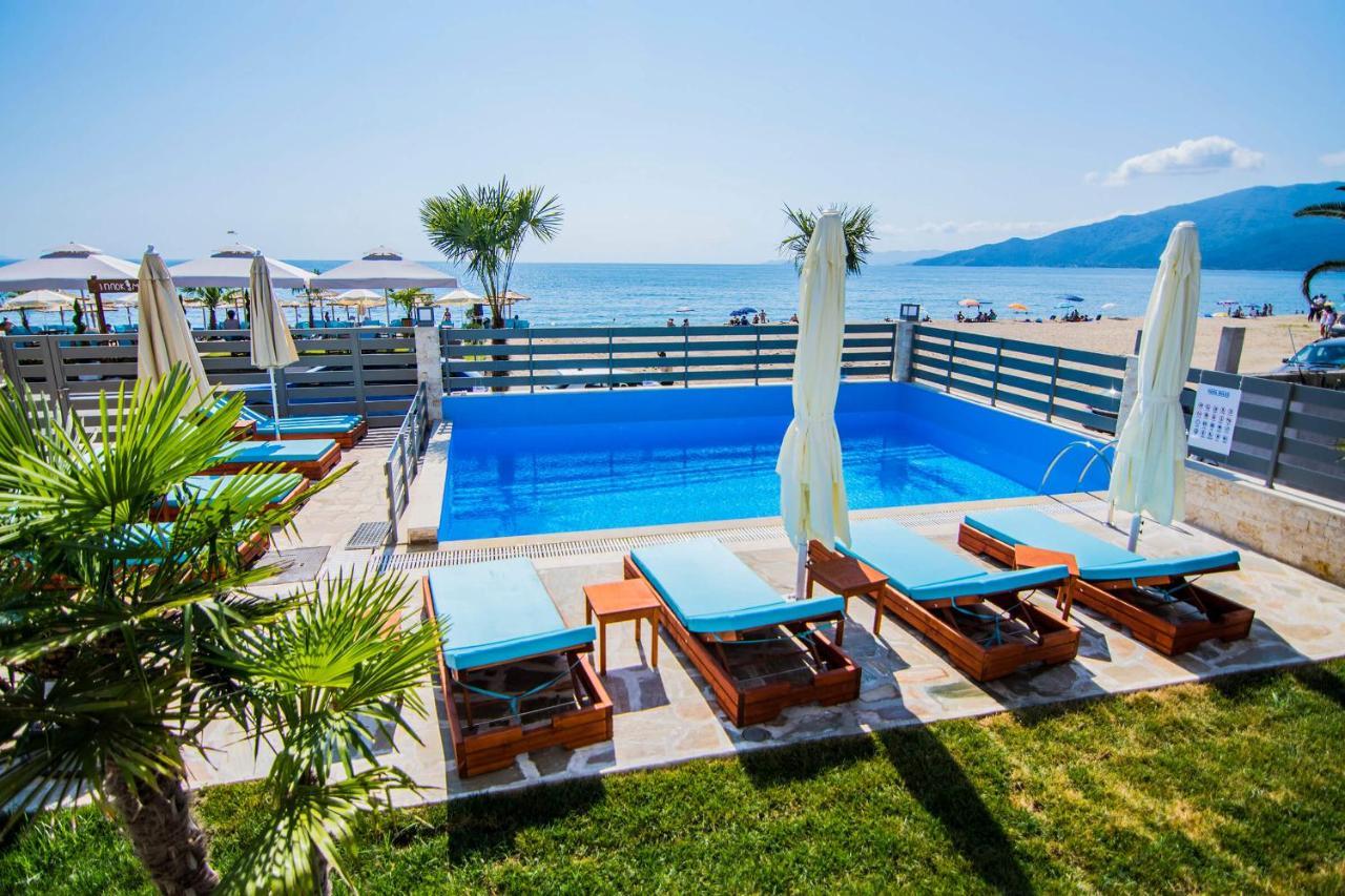 Ippokampos Holidays Appartement Vrasná Buitenkant foto