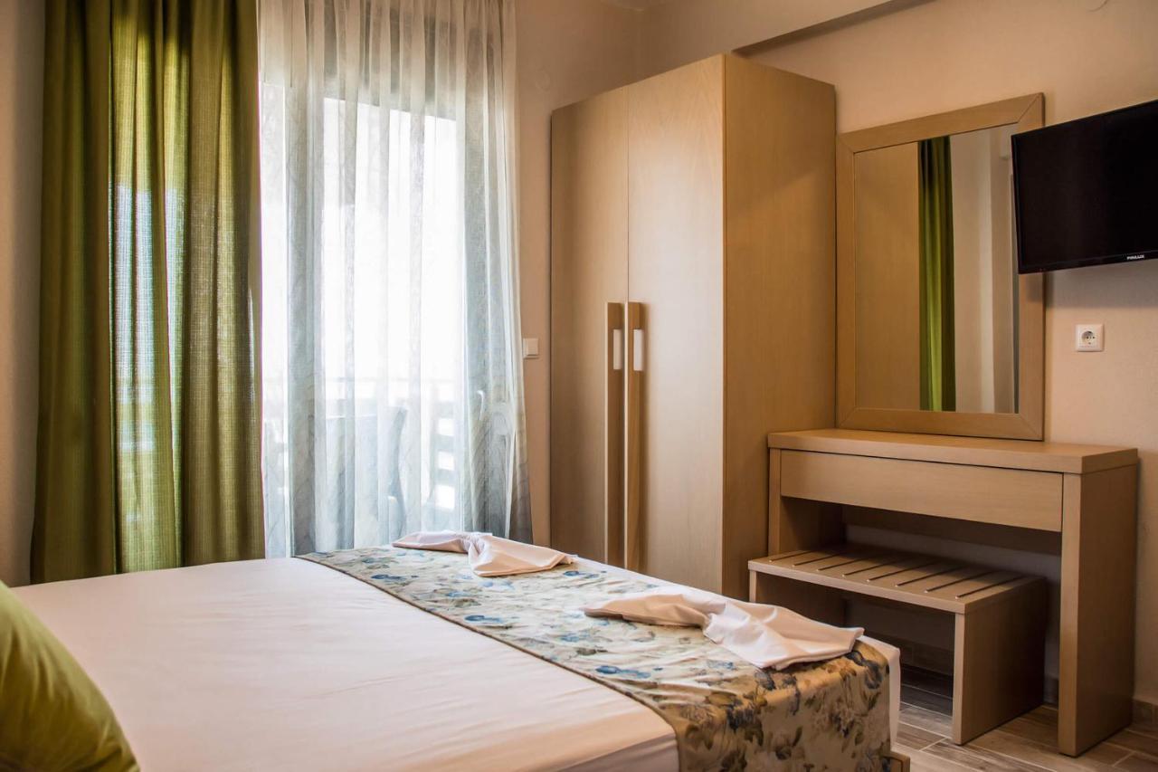 Ippokampos Holidays Appartement Vrasná Buitenkant foto